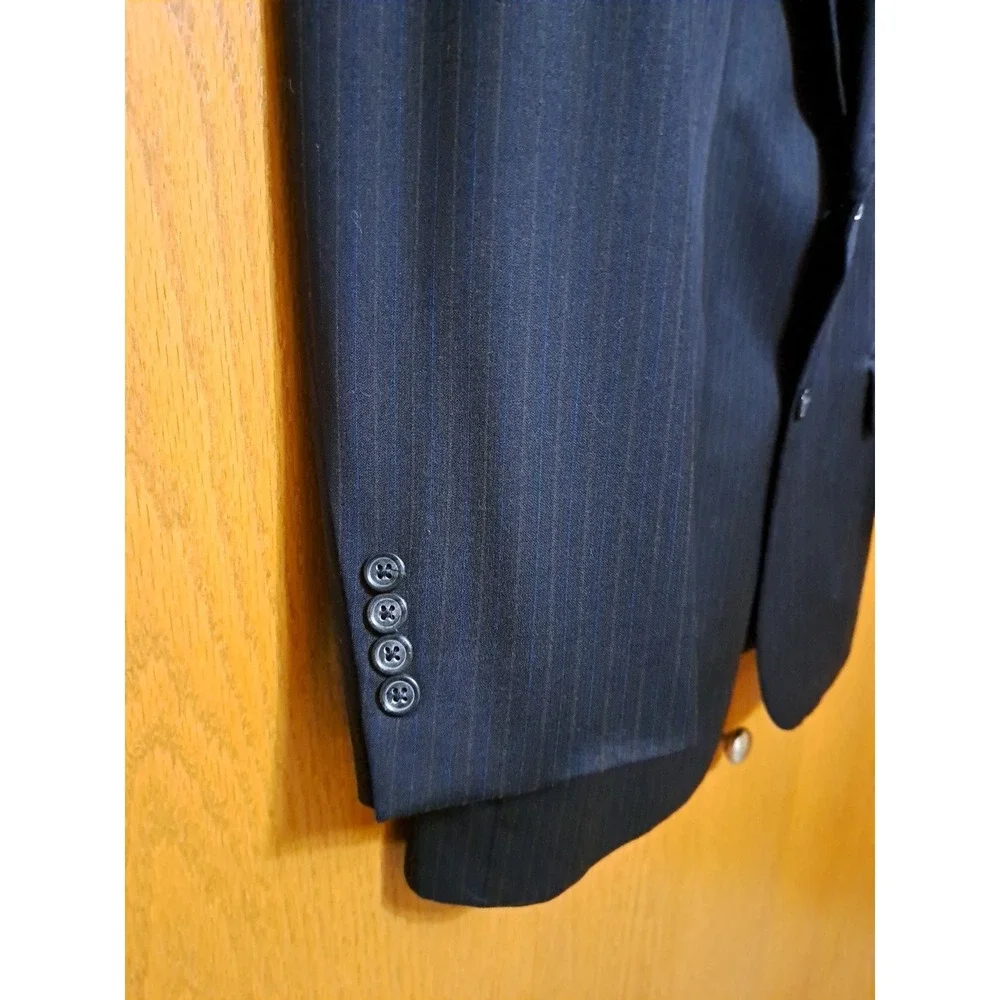 Jos. A. Bank Men's Black Striped Two Button Sport Coat Blazer Wool  Size 42 RG